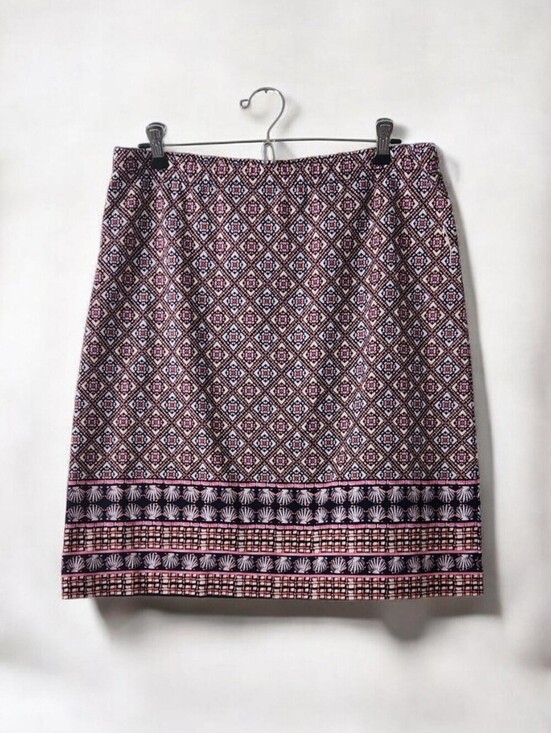 Talbots Dresses & Skirts - Talbots Seashell Skirt New!